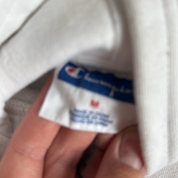 Brand new champion sweater - Picture 2 of 2